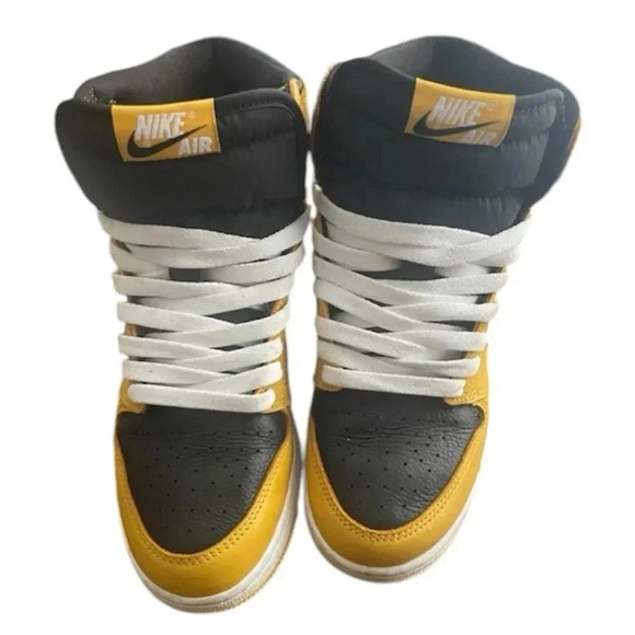 Jordan 1s (Pollen 1s) - Picture 3 of 3